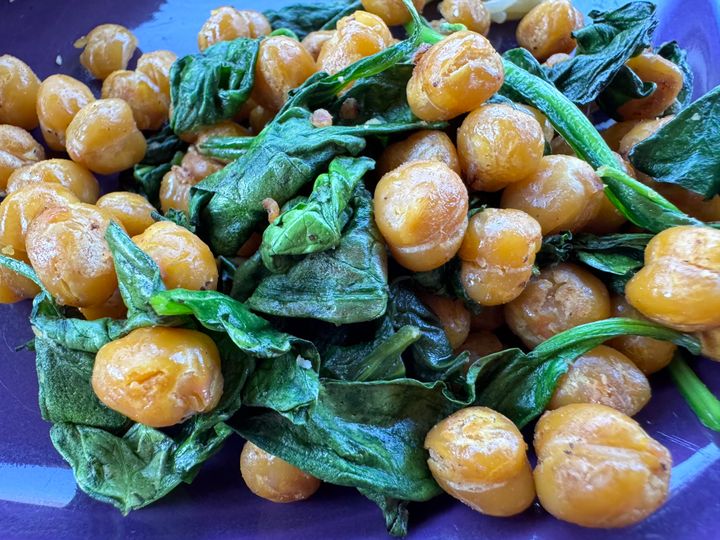 Chickpeas with Baby Spinach